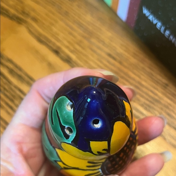 Hand-Painted Floral Salt and Pepper Shakers - Picture 11 of 14